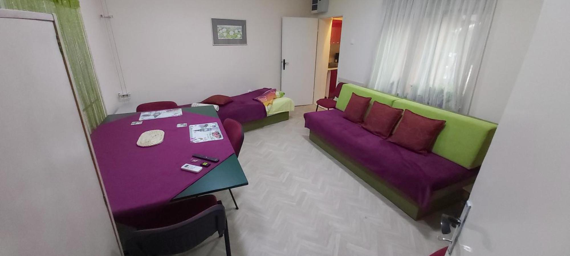 Cozy Apartment In The Center Of Novi Sad! Екстер'єр фото