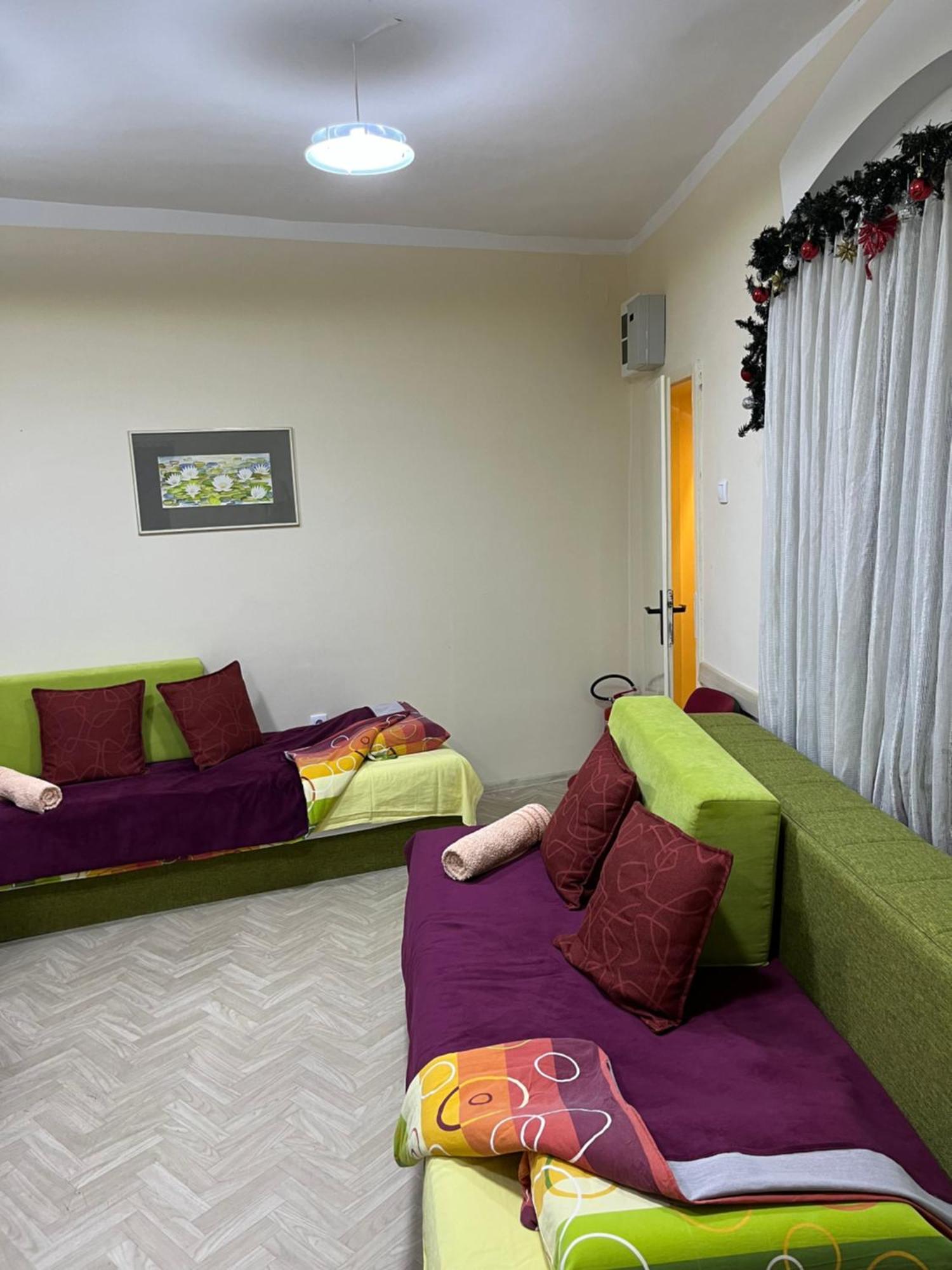 Cozy Apartment In The Center Of Novi Sad! Екстер'єр фото