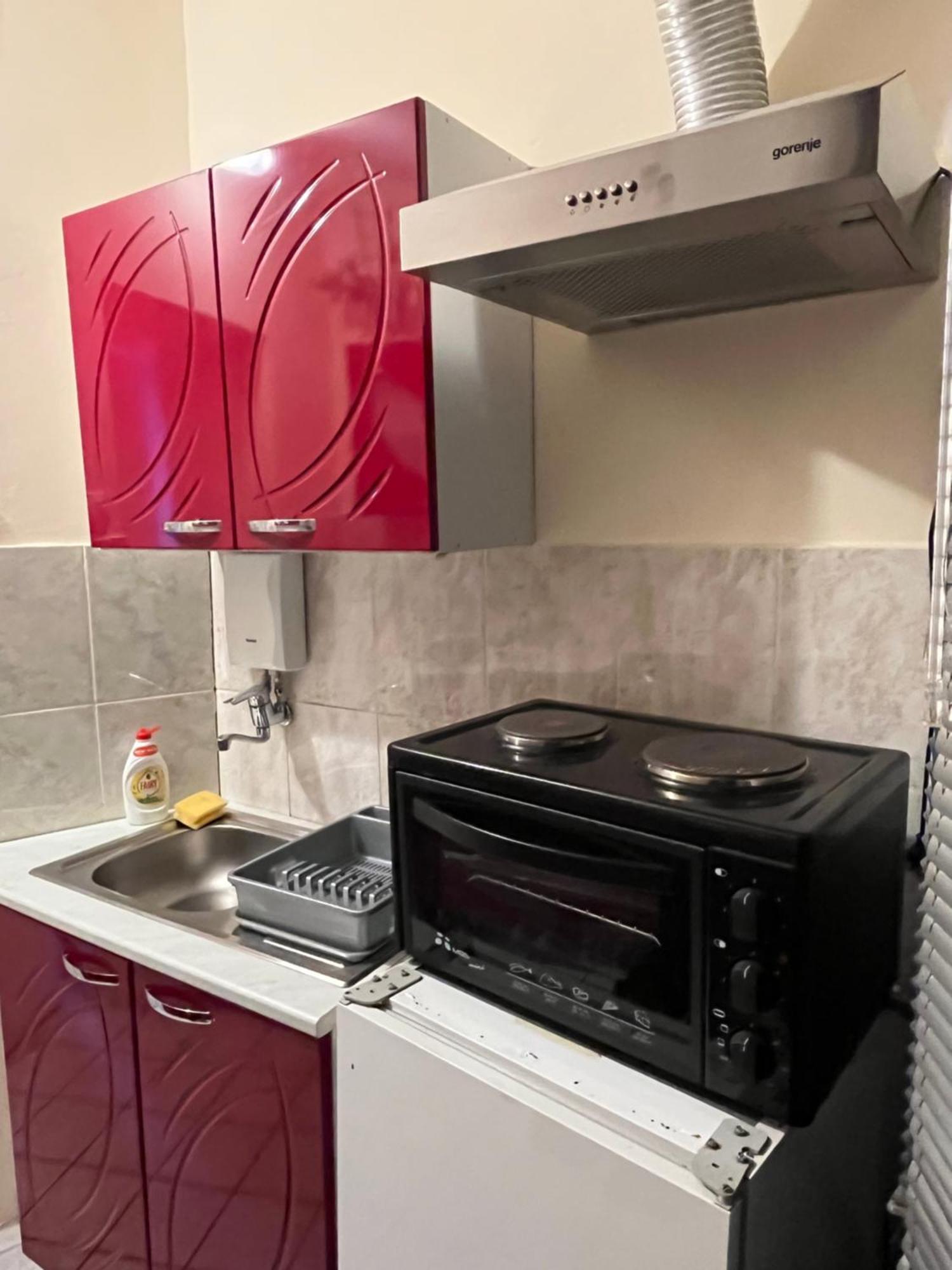 Cozy Apartment In The Center Of Novi Sad! Екстер'єр фото